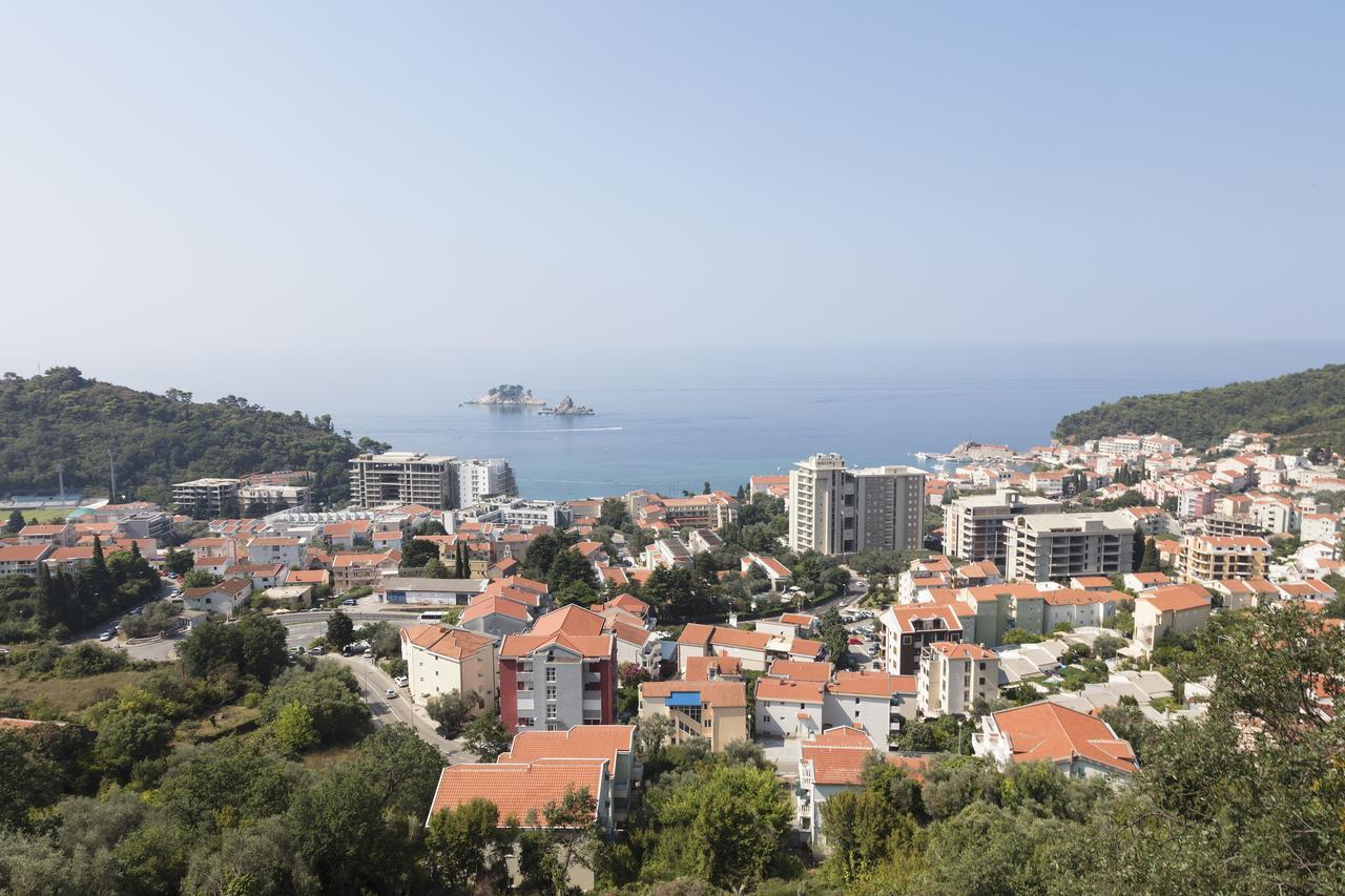 Hotel Ami Budva Petrovac Exterior foto